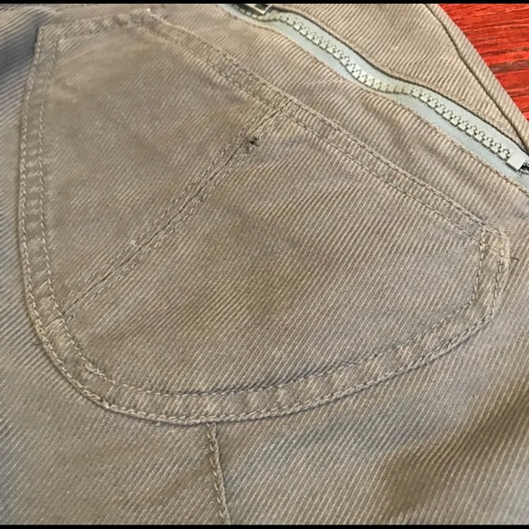 Marc Jacobs corduroy Capri size 2 - Picture 5 of 10